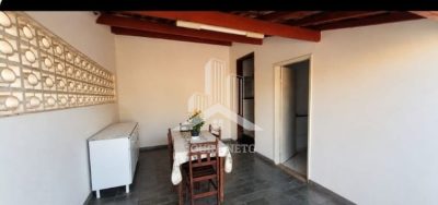 CASA PARA VENDA - BAIRRO GARCIA - EXCELENTE LOCALIZAÇÃO