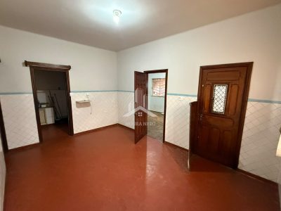 Casa na Vila Alta com 3 dormitórios e 213m² de construção