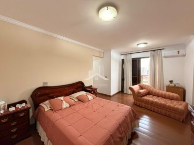Apartamento de altíssimo padrão Residencial Maria Isabel