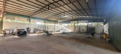 BARRACÃO COMERCIAL PARA LOCAÇÃO COM 740M² DE ÁREA CONSTUÍDA.