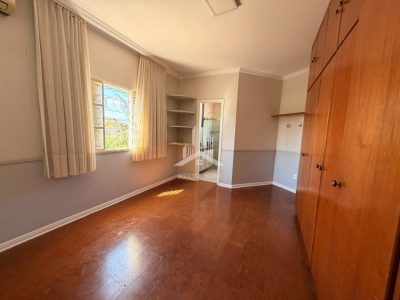 Locação|Venda no Jardim Arapuã