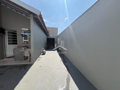 SEU NOVO LAR NO MANOEL SCALF: UMA CASA ENCANTADORA À VENDA