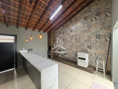 SEU NOVO LAR NO MANOEL SCALF: UMA CASA ENCANTADORA À VENDA