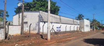BARRAÇAO PARA LOCAÇÃO COM EXCELENTE LOCALIZAÇÃO - CAFELÂNDIA/SP
