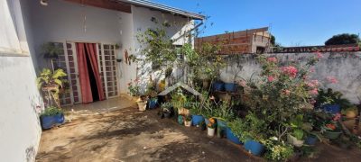 CASA PARA VENDA NO CENTRO DE GUAIÇARA/SP