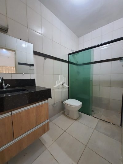 LINDA CASA NO JARDIM PINHEIRO