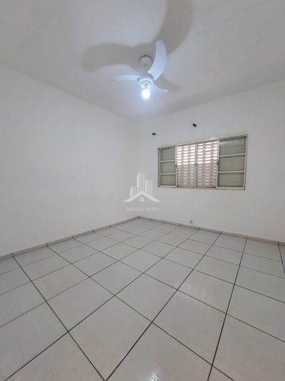 LINDA CASA NO JARDIM PINHEIRO