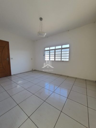 LINDA CASA NO JARDIM PINHEIRO
