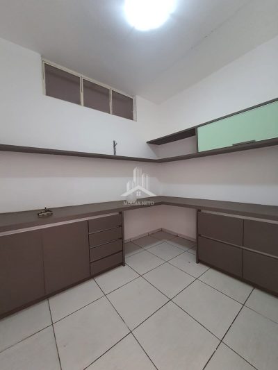 LINDA CASA NO JARDIM PINHEIRO