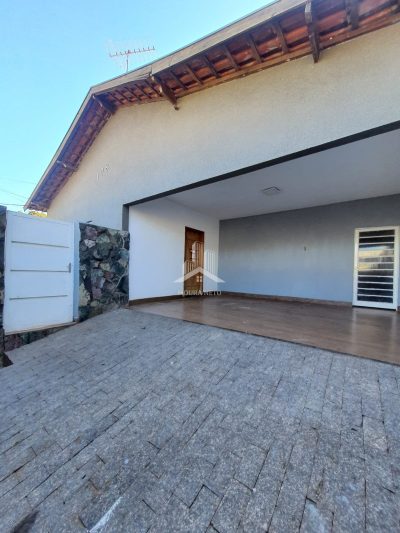 LINDA CASA NO JARDIM PINHEIRO