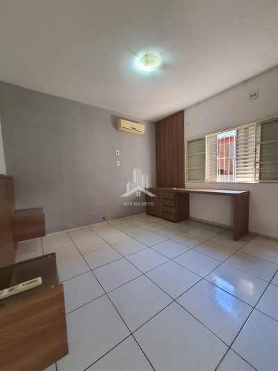 LINDA CASA NO JARDIM PINHEIRO