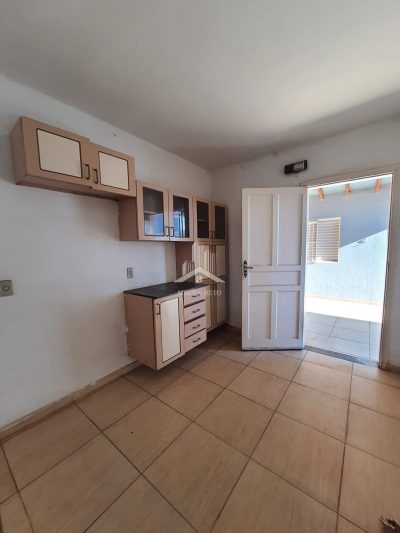 LINDA CASA NO JARDIM PINHEIRO