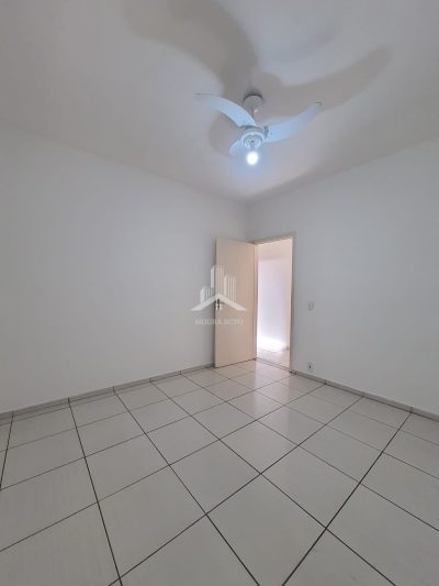 LINDA CASA NO JARDIM PINHEIRO