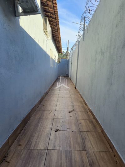 LINDA CASA NO JARDIM PINHEIRO