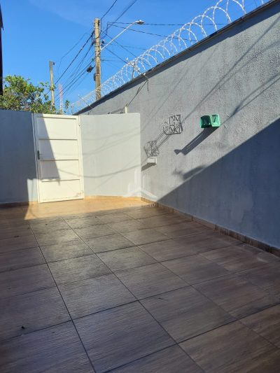 LINDA CASA NO JARDIM PINHEIRO