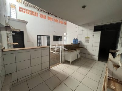 CASA A VENDA